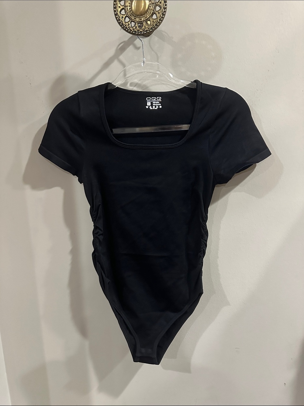 OQQ Women's Black Short-Sleeve Bodysuit - Classic Scoop Neck